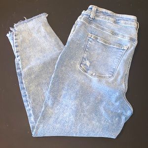 Maurice’s high rise ripped jeans size 16